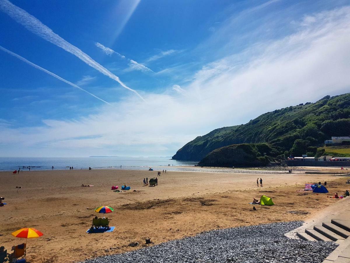Dunroaming Cabin Pendine Exterior photo